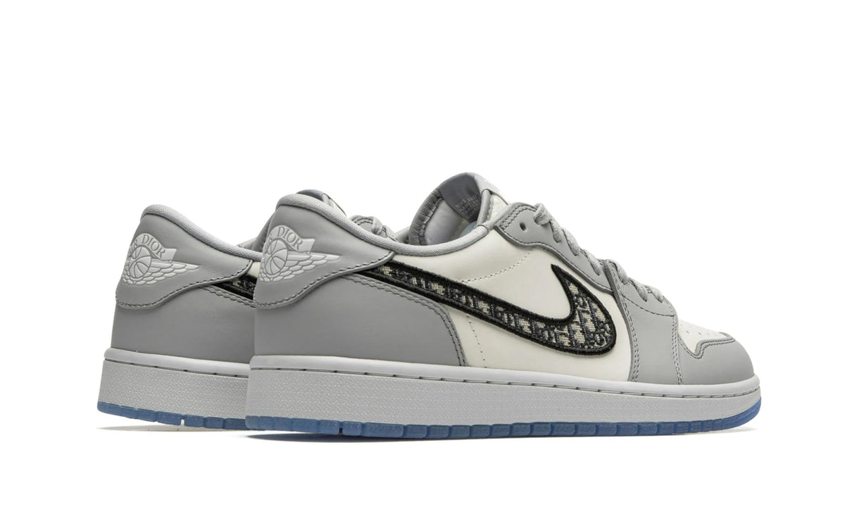 JORDAN 1 RETRO LOW DIOR