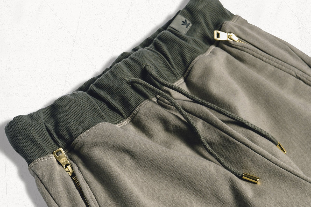 adidas Originals x Oyster Holdings XBYO Sweatpants - Trace Cargo