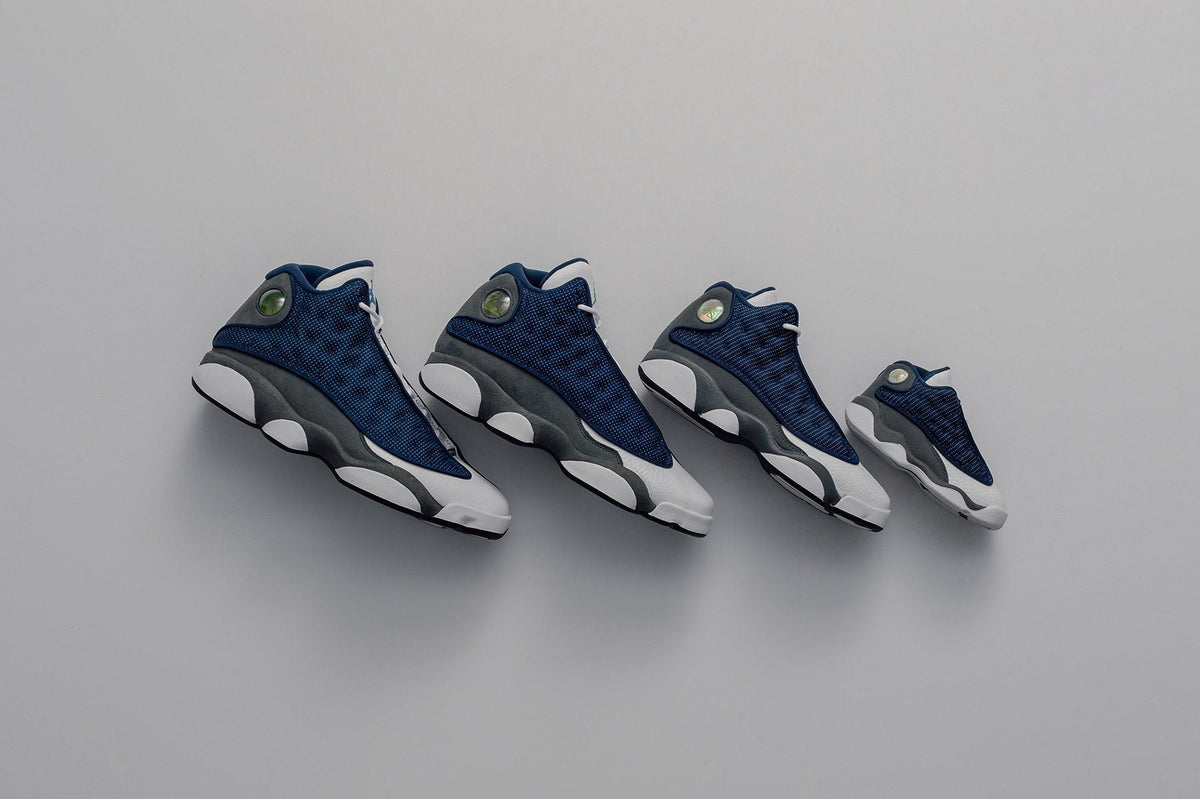 Air Jordan 13 Retro "Flint Grey" - Navy/University Blue
